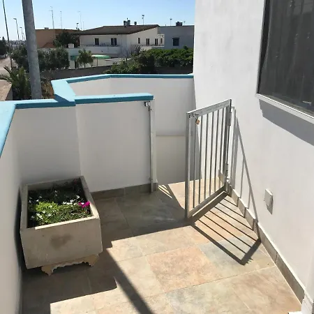 Semesterbostad Casa Gada Torre Lapillo